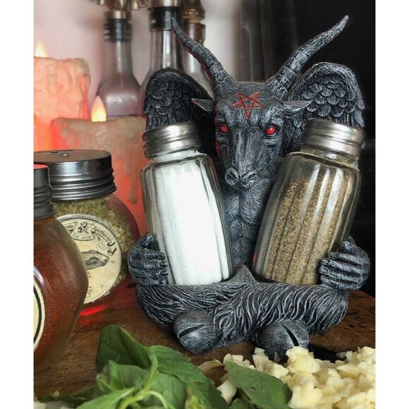 Baphomet Goat Head Salt and Pepper Shakers Satan Pentagram Kreepsville 666 New - Picture 1 of 6